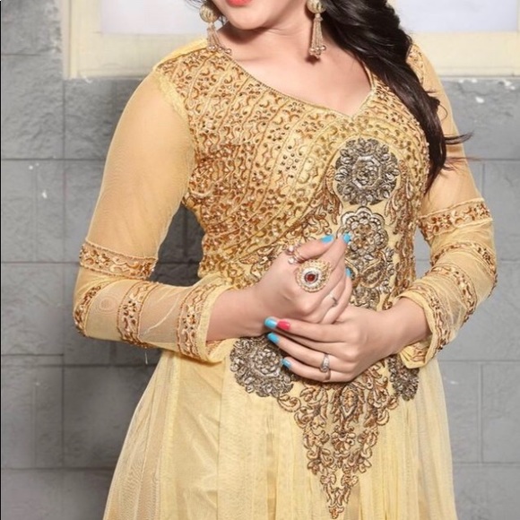 Unstitched embroidery dress - Picture 1 of 8